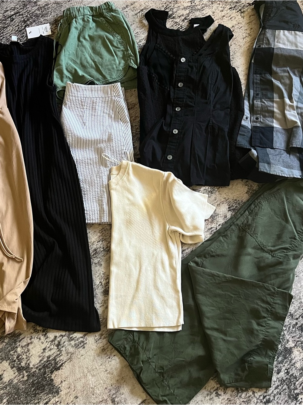 Women’s S/XS assorted clothing lot